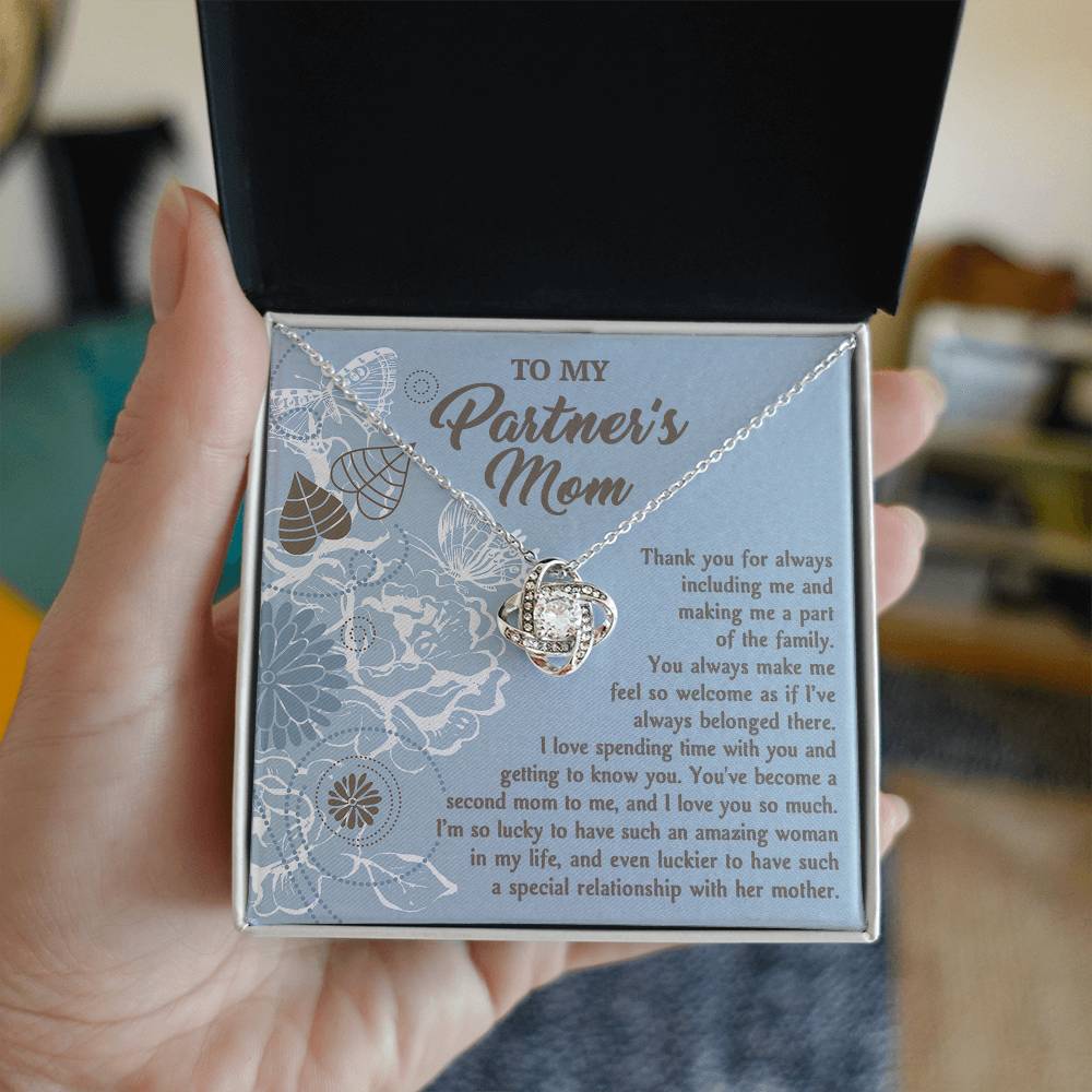 A Part Of The Family - Love Knot Necklace For Partner's Mom