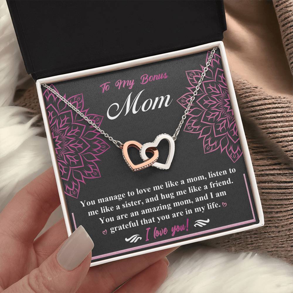 To Love Me Like A Mom - Interlocking Hearts Necklace For Bonus Mom